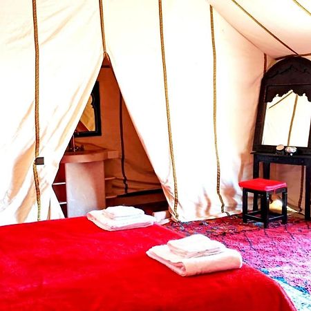 Sand Rose Luxury Camp Мерцуга Екстериор снимка