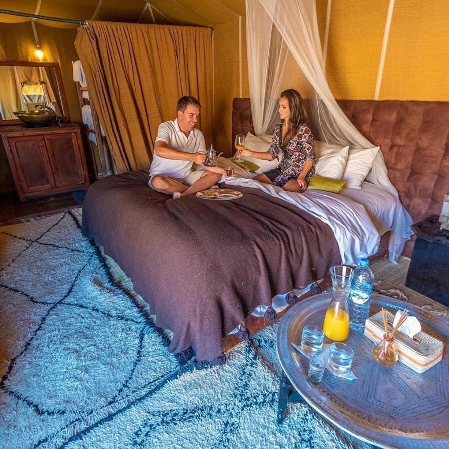 Sand Rose Luxury Camp Мерцуга Екстериор снимка