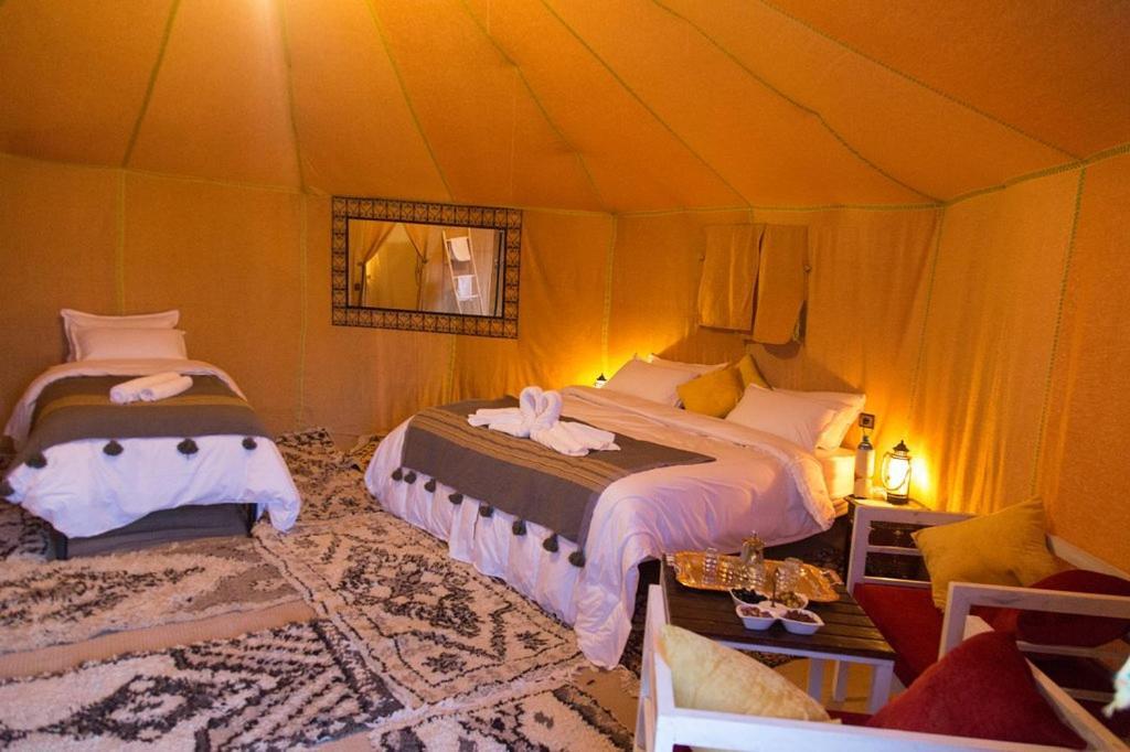Sand Rose Luxury Camp Мерцуга Екстериор снимка